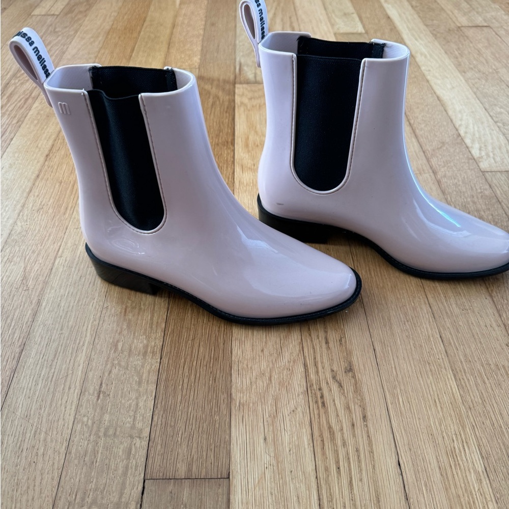 Melissa Cream Ankle Boots